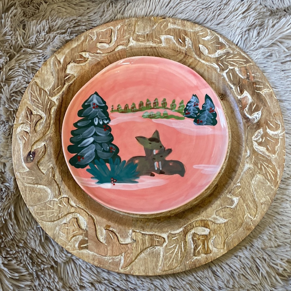 ANTHROPOLOGIE HAND PAINTED DEER FOREST PLATE EUC